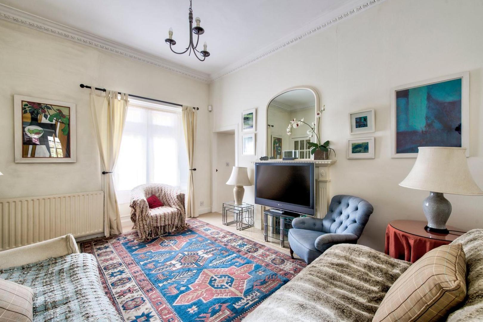 Vakantiehuis Guestready - Classic Charm Near Holyrood Park EDI